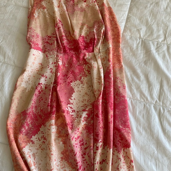 Ann Taylor - Loft Dress 👗 in Stunning Pink Florals and Tan Colors🌸🌸Super Soft - Picture 8 of 12